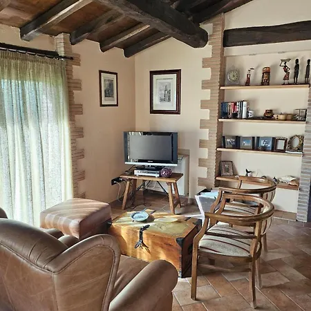 Il Casale Del Conte 샬레