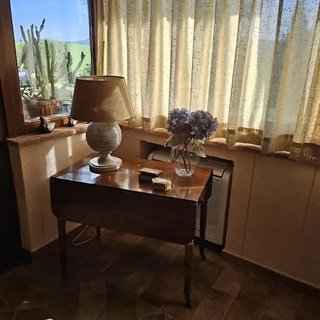 샬레 Il Casale Del Conte *