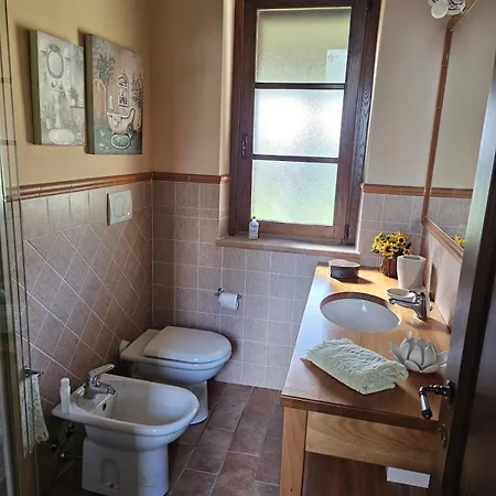 샬레 Il Casale Del Conte *